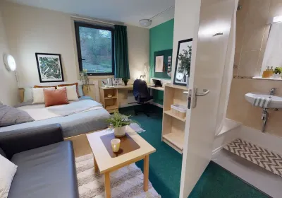 IQ Parker House Dundee
