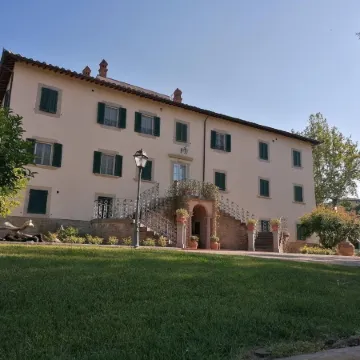 Cortona Resort & Spa
