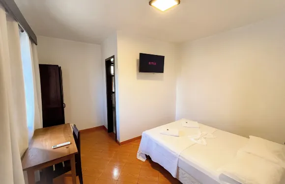 範德森和卡斯特羅酒店