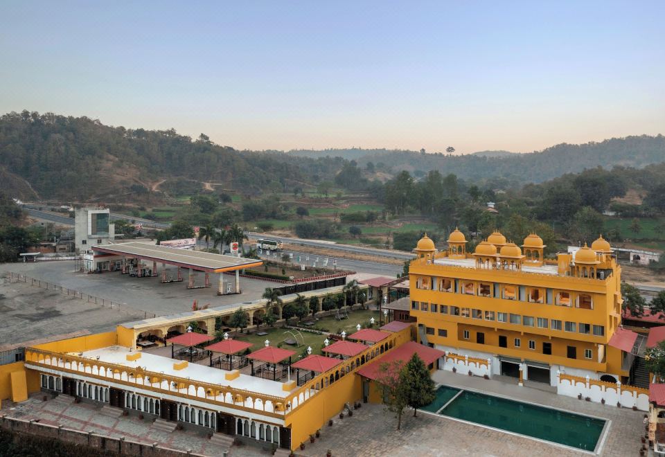hotel overview picture