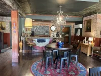 William Watson Hotel - 3-Star