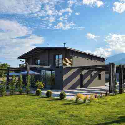 Olive All-Seasons Suites Hotel Exterior