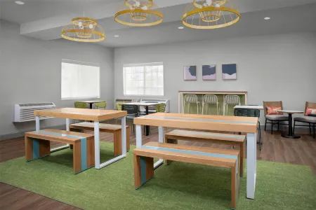 Spark by Hilton Tucson Airport