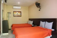 Hotel Guaranducha Inn Отели рядом с достопримечательностью «Сад Ботанико Смуч-Альтун»