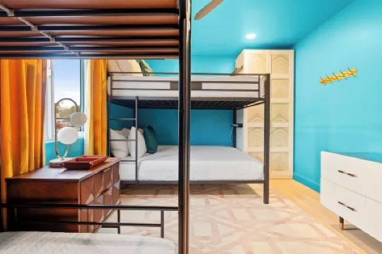 Sexy Boutique Estate in Fun Size - Swank Chill Vibe - Mill Ave - Spring Training