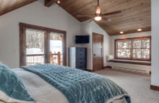 Luxury Home, Ideal Winter Ski-in/Ski-out or Summer Basecamp