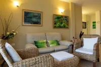 Bait Bagiva Hotels in Ezor Rishon LeTsiyon