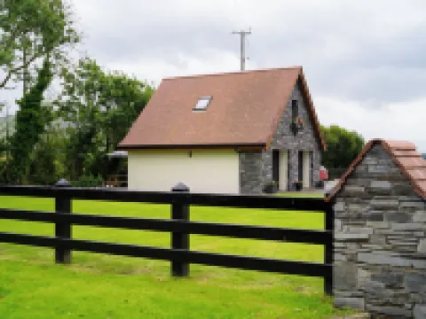 Limavady Cherry Tree Apartment, Sleeps 2 & Parking Hotels in Limavady