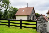 Limavady Cherry Tree Apartment, Sleeps 2 & Parking Hotels in Limavady