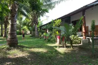 Coconut homstay Hotels in Pasir Putih