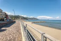 Front Beach Magic Sea - Sea Front - Happy Rentals