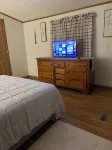 Cozy 3 bedroom modern mobile home in charming Moorefield with WiFi