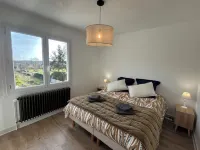 Gîte Jumapi : family gîte with swimming pool for 10 people - 15 min Futuroscope Hôtels à : Fontaine-le-Comte