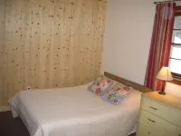 Killington Area Home - 4-Seasons & Hot Tub. Sleeps 13+