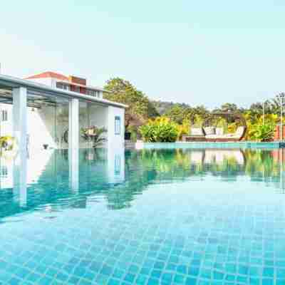 Modern 2BHK w Pool Access 5km to Coco Beach Fitness & Recreational Facilities