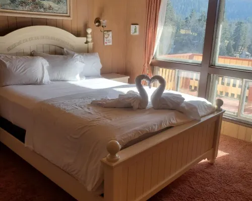 LAKEVIEW CABIN!! AIRCONDITIONED!!  AMPLE PARKING !! Ξενοδοχεία στην πόλη Crestline