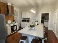 Charming 3 BR in Northside Hotels in Hamilton County