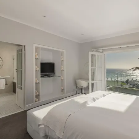 Incredible 6bed w Pool in Camps Bay Villa Galazzio