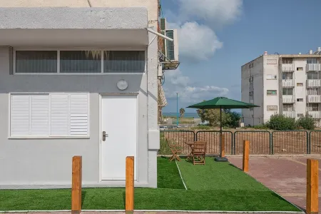 New, luxurious vacation apartment rental