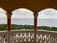 Exquisite Eight Bedrooms Villa Situated in Boscobel, St. Mary, Jamaica. Hotels in RioNuoya