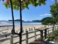 Amazing right on the water, BEACHFRONT studio near Tamarindo Hotels in Potrero