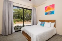 3 BDR Beach House with Pool, sleeps 8