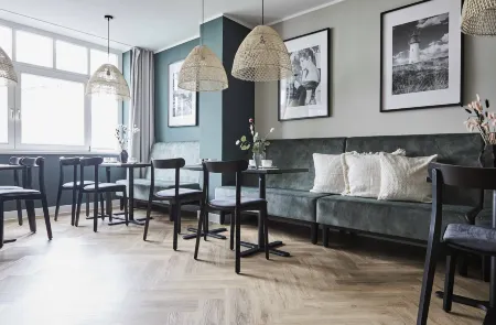 Hotel Binzer Hof Отели рядом с достопримечательностью «Ausstellung Granitzhaus»