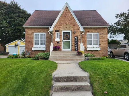 Charming Pet-friendly Home Close To The Green Bay Packers And Lake Michigan! Отели рядом с достопримечательностью «YMCA»