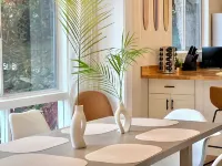 The Jungle House {AC/ Ocean View}