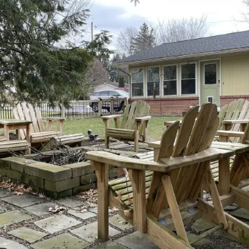 Beautiful & Beloved Home Minutes from Penn State. Private & quiet neighborhood.