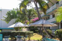 St. Thomas Prime Oceanfront/Poolfront 2BR/2BA Condo-BEST Bolongo Beach location!