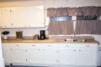 REDUCED PRICE CLEAN! Salty Marsh Lodge Fishing and Hunting Getaway Newly Updated