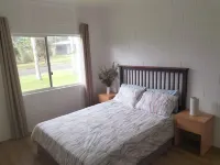Spacious, Modern and Central
