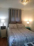 Country Roads Cottage w/ fenced in yard close to state forests and WVU!