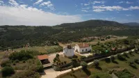 Mill in the heart of nature with swimming pool, close to Lisbon and the beach