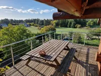 Traditional log cabin with Jacuzzi and wooded garden in the Cévennes