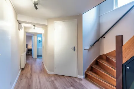 Spacious 120m2 Watervilla With Sauna Near Amsterdam And Schiphol.