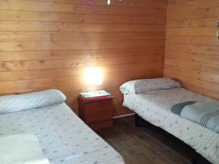 House Sunflowers Отели рядом с достопримечательностью «Camping La Rana Verde»