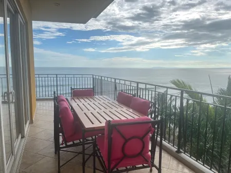 Luxury 3 bedroom/3.5 bath condo on the beach in the heart of Jaco