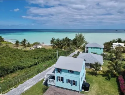 Ocean View, Sleeps 8, SUP, Beach Toys Hotel a 