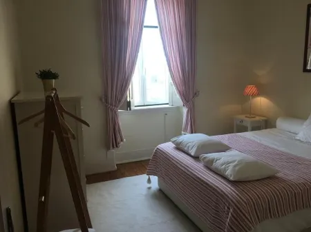 Manor House 5 min from the Santa Cruz Beach and 50 min from Lisbon