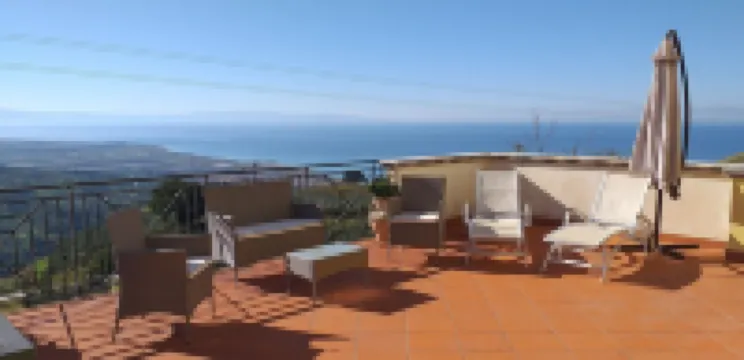 Villa with sea view pool