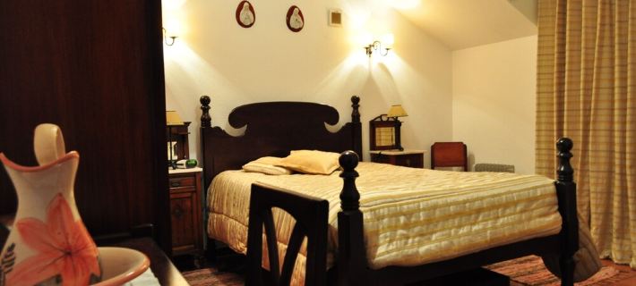 Luxury villa by the sea with private pool, terrace and sea view Hotels in Calheta
