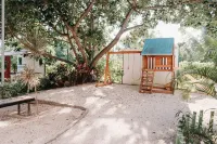 Cozy house with great amenities for the whole family to enjoy!
