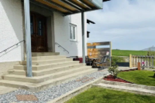 Gästehaus "seeblick" Helle Gartenwohnung