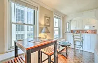 Downtown 1BR - LOW Cleaning Fee! Centrally Located/All Attractions!