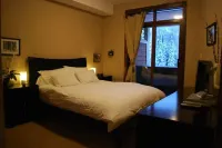 Ski in/Ski out - Family Condo - Private Hot Tub - Free Internet - Golf