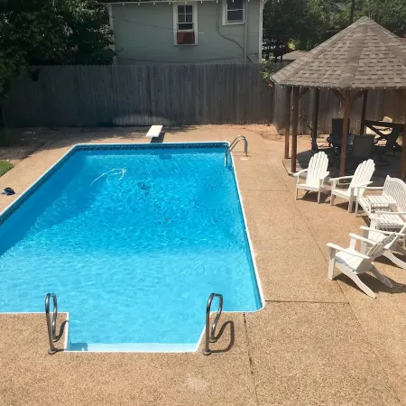 Poolhouse studio, historic neighborhood
