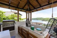 Las Catalinas-Casa Chameleon's neighbor perfect for large groups, amazing views