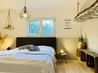 Cozy holiday apartment on the Rheinhöhe near Bonn for families Hotels in Remagen